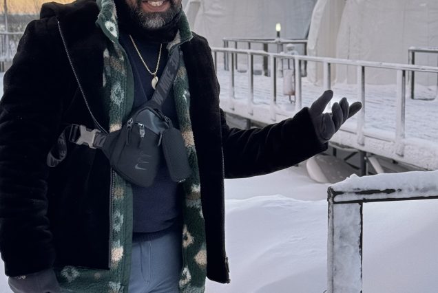 ایگلو شیشیه ای